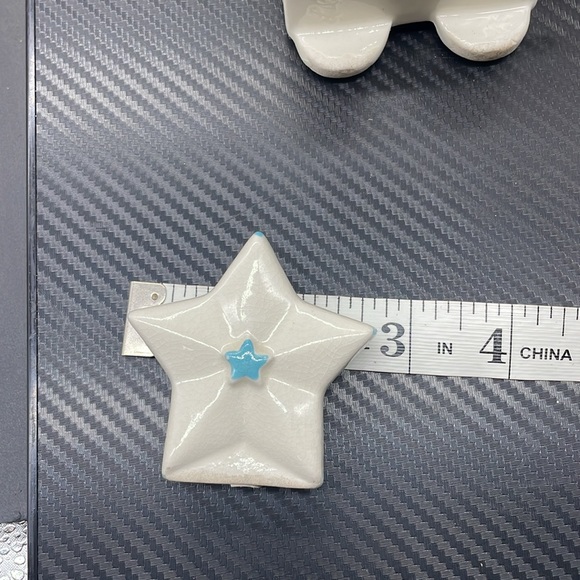 Vintage wagon and star Salt And Pepper Shakers - Picture 6 of 11